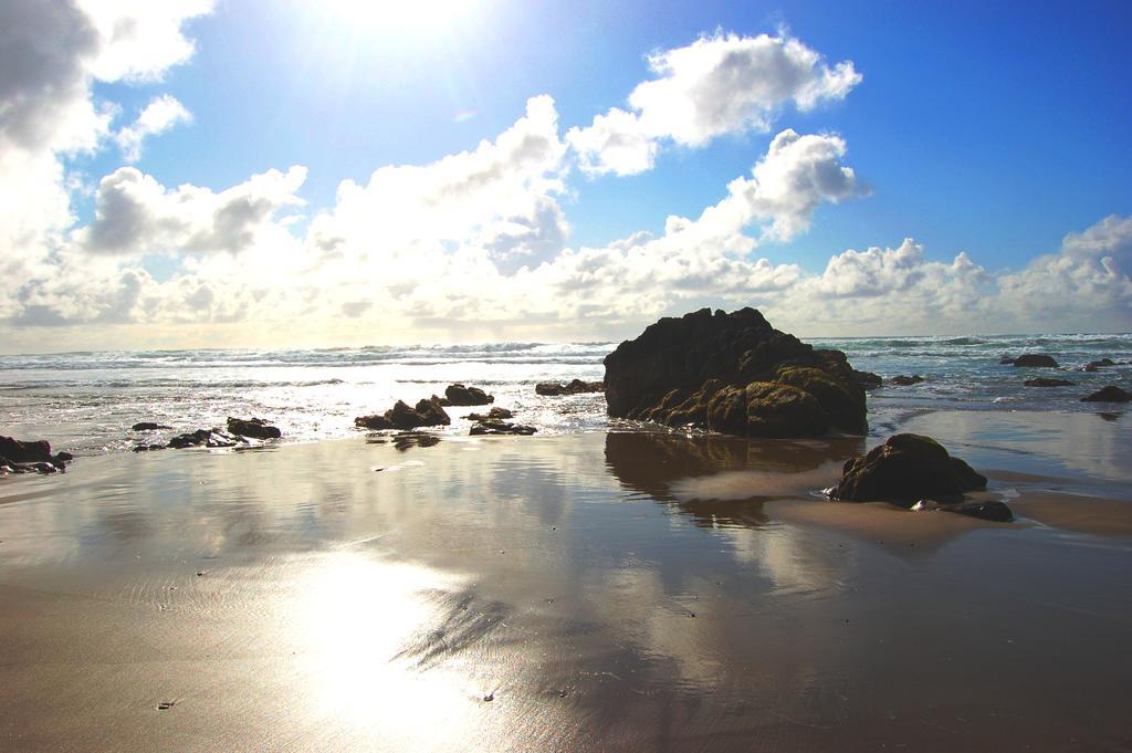 Beachfront Manor Hotel Lincoln City Bagian luar foto